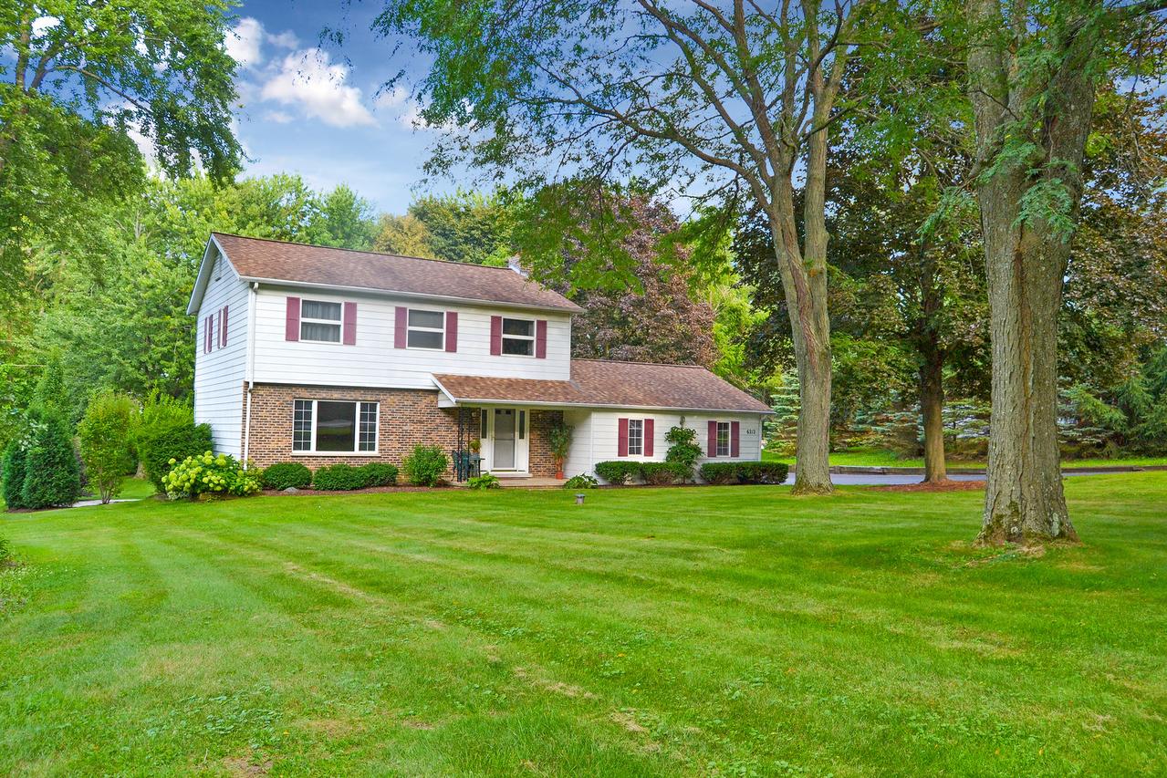 6212 Scott Ln., Crystal Lake, IL 60014