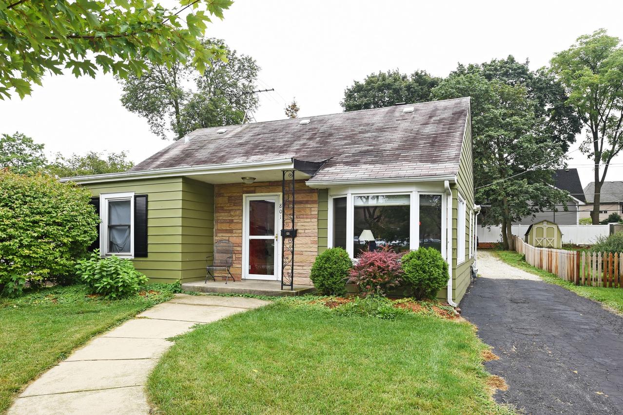 801 Curtiss St., Downers Grove, IL 60515