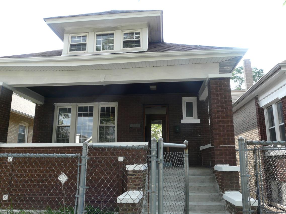 6330 S Francisco Ave., Chicago, IL 60629