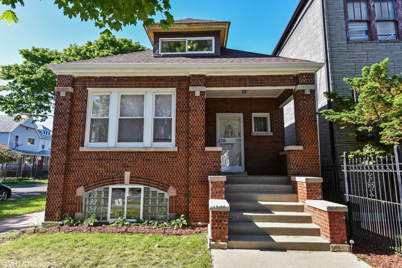 3025 E 80th Pl., Chicago, IL 60617