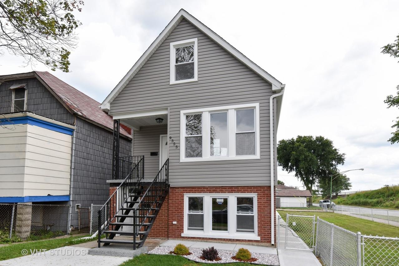 9355 S Yates Ave., Chicago, IL 60617