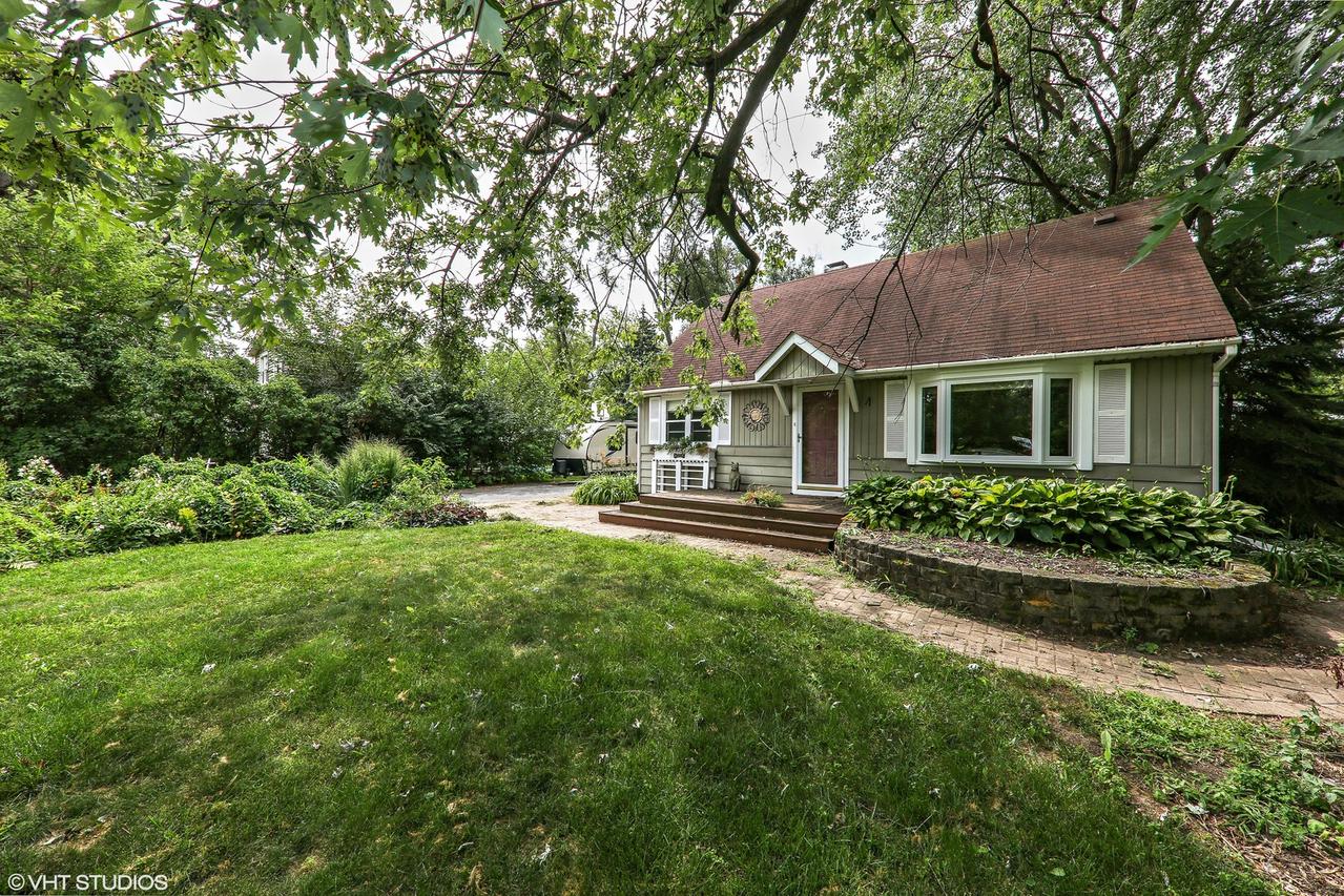 201 67th St., Darien, IL 60561