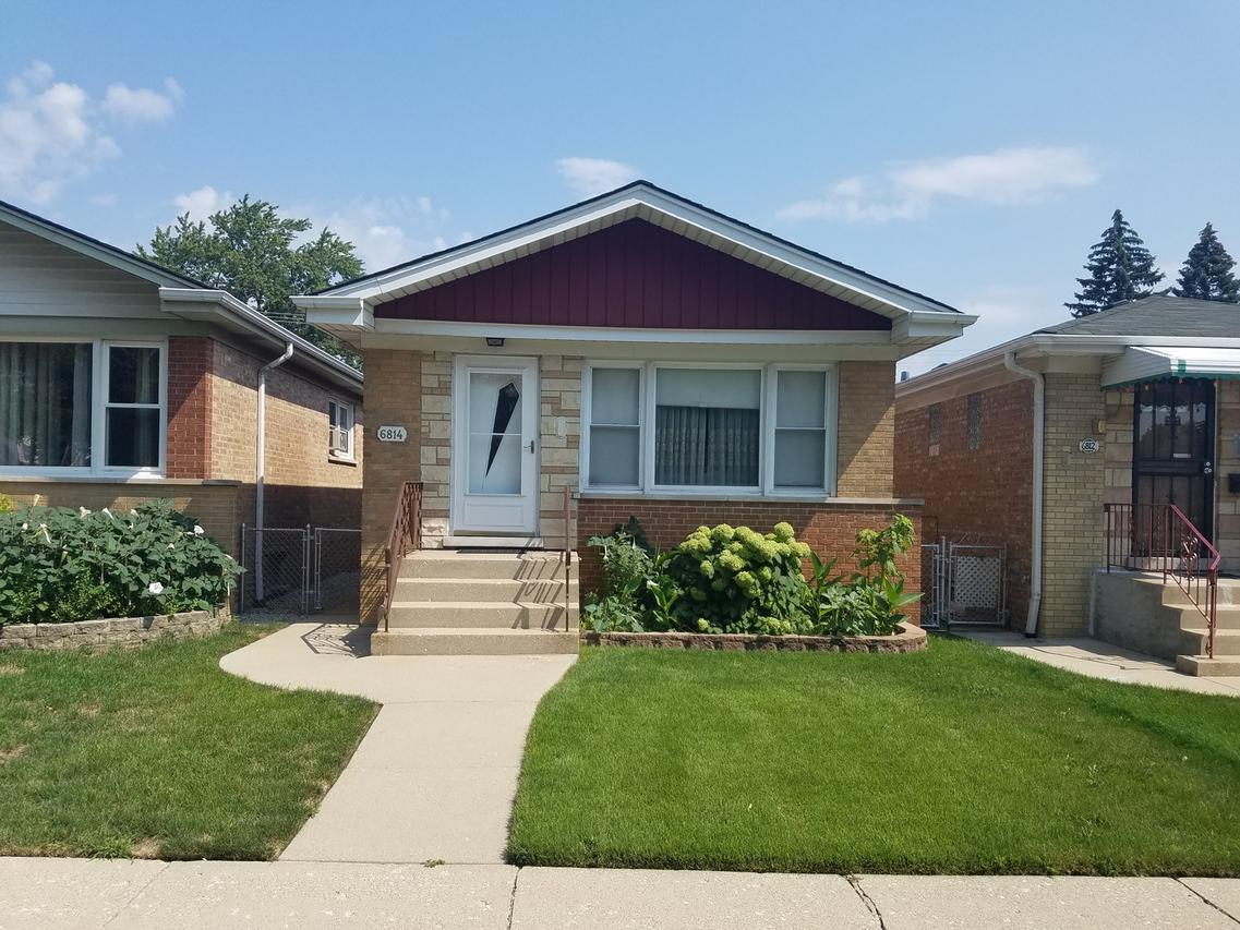 6814 W Higgins Ave., Chicago, IL 60656