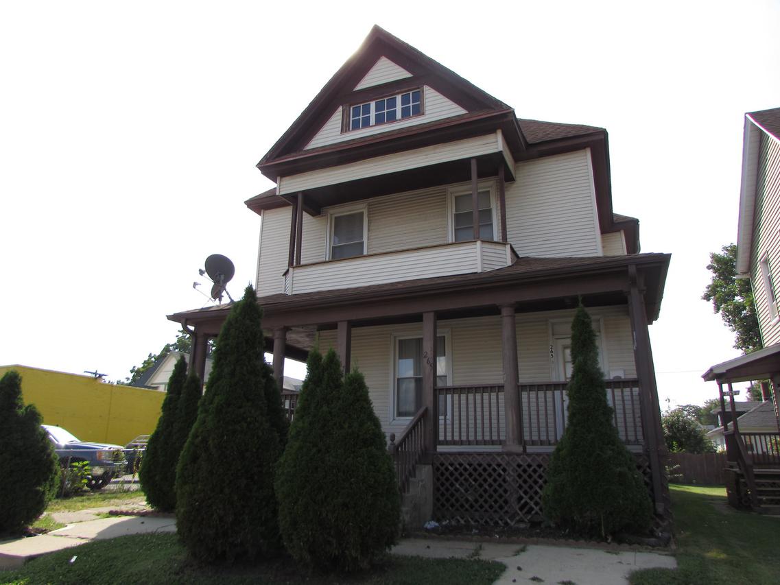 265 S Washington Ave., Kankakee, IL 60901