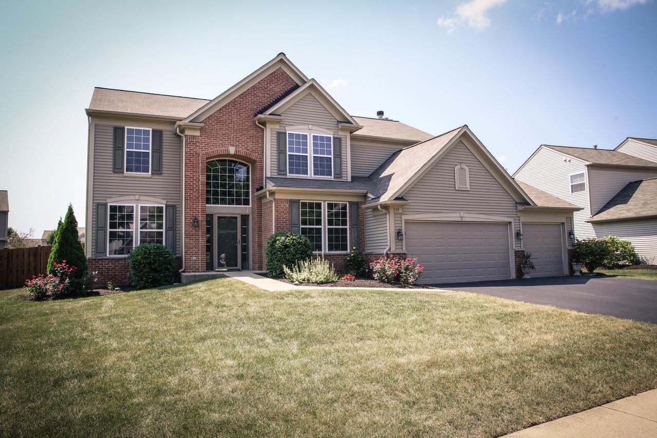 335 Clubhouse St., Bolingbrook, IL 60490