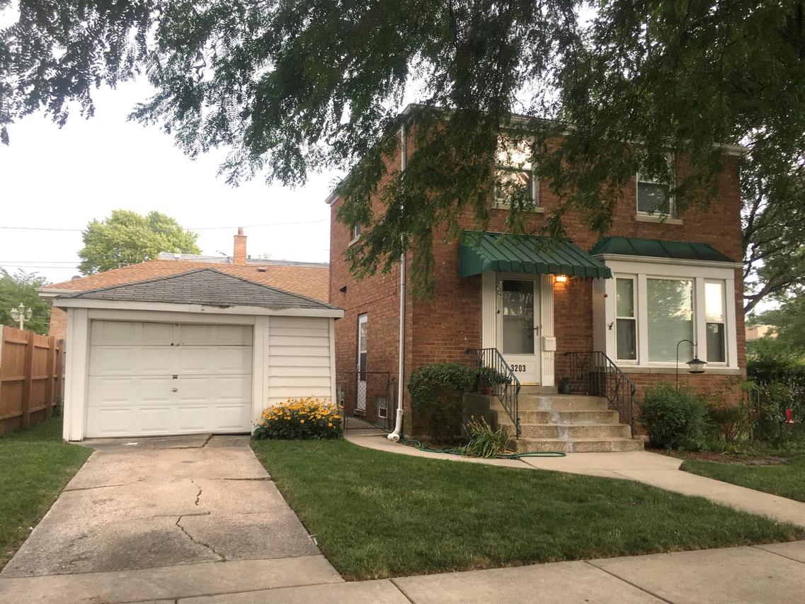 3203 N Panama Ave., Chicago, IL 60634