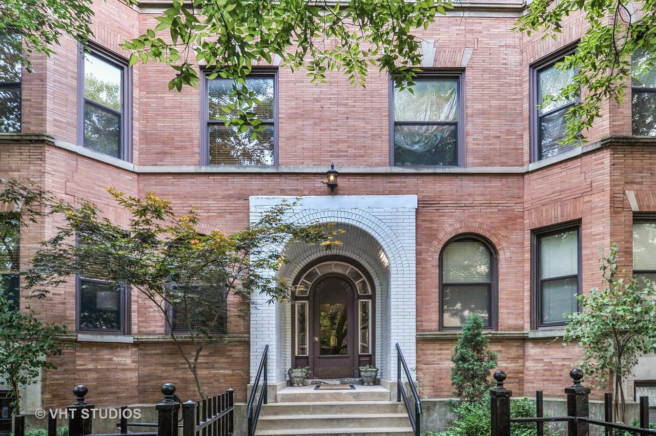 933 W Gordon Ter. #3W, Chicago, IL 60613