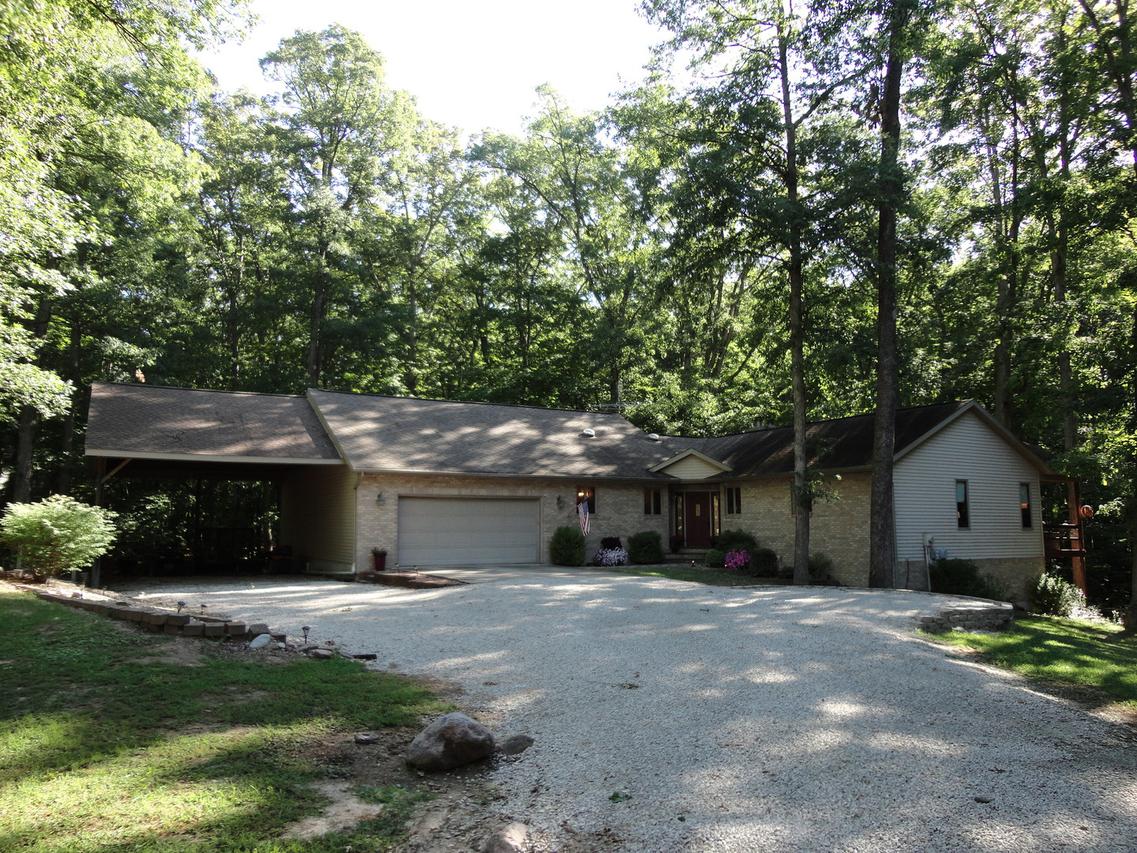 1913 E 1520 North Rd., Shelbyville, IL 62565