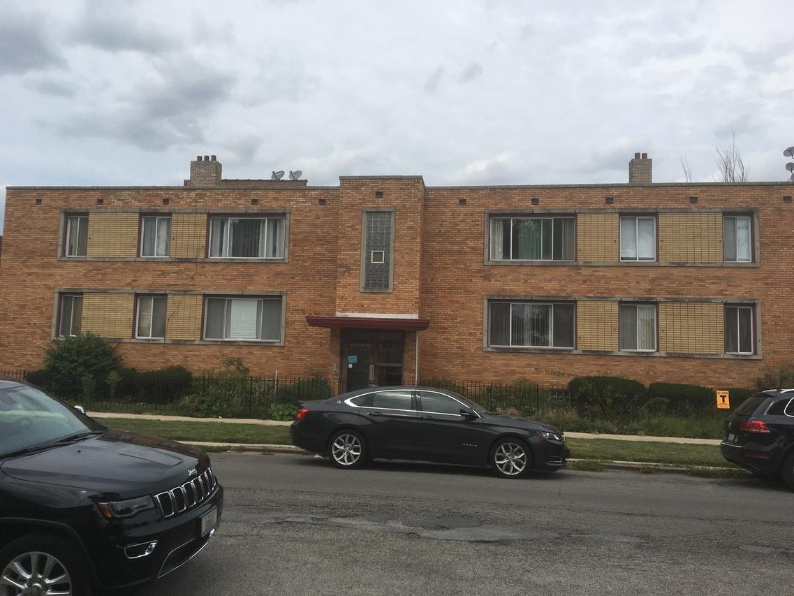 1852 W 80th St., Chicago, IL 60620