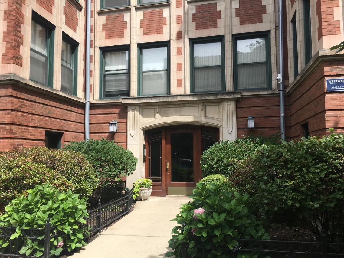 434 W Aldine Ave. #2C, Chicago, IL 60657