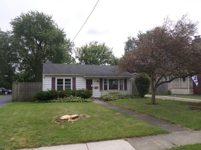 328 Chalmers St., Geneva, IL 60134