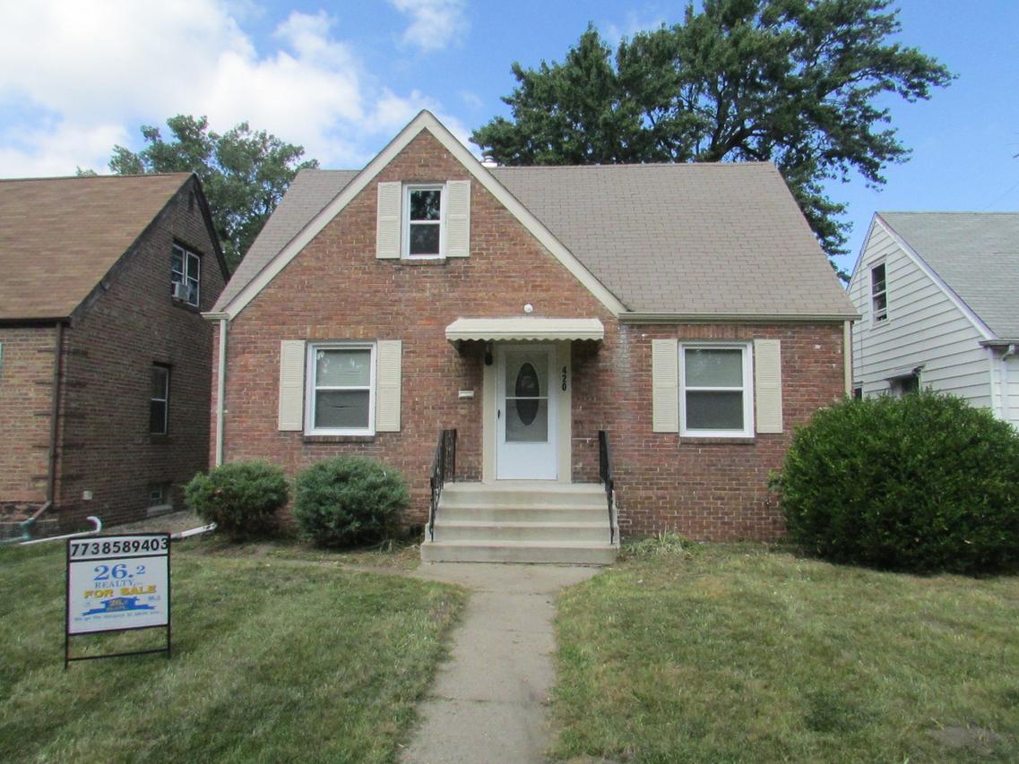 420 Webb St., Calumet City, IL 60409
