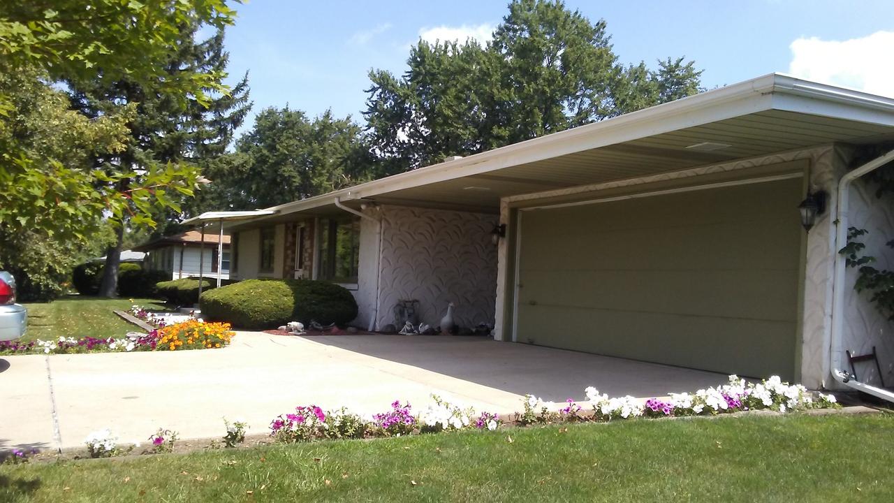 1114 S Briggs St., Joliet, IL 60433