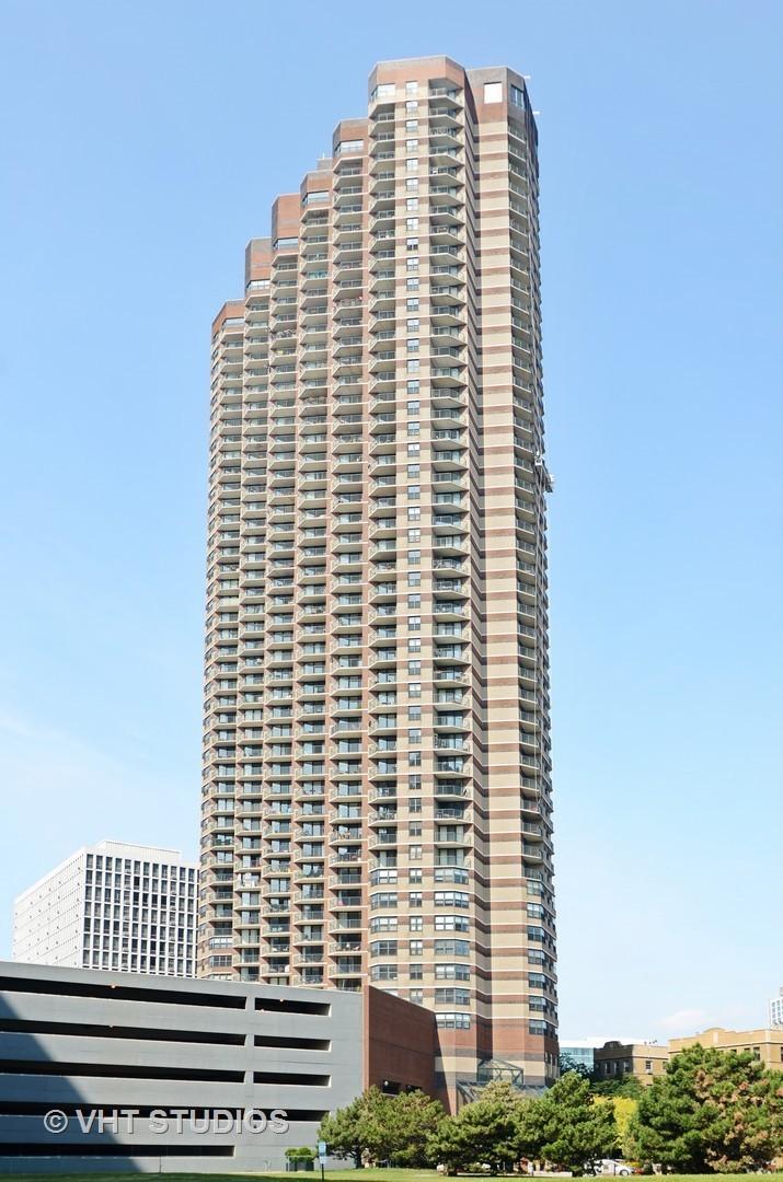 3660 N Lake Shore Dr. #512, Chicago, IL 60613