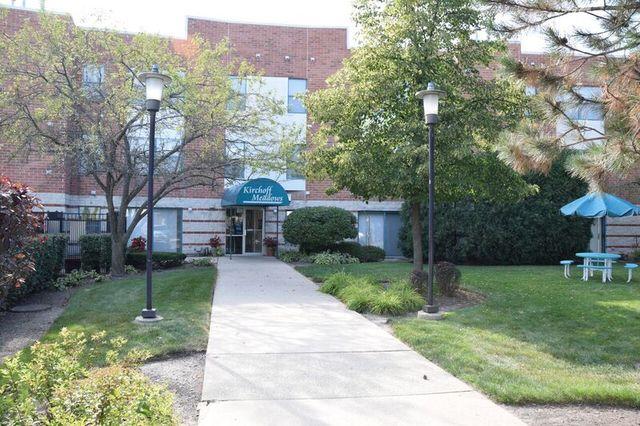3265 Kirchoff Rd. #122, Rolling Meadows, IL 60008