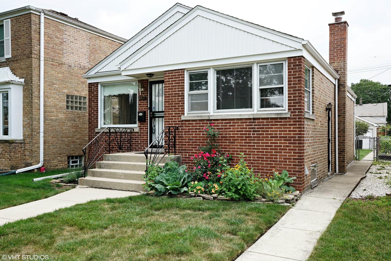 3458 N Pacific Ave., Chicago, IL 60634