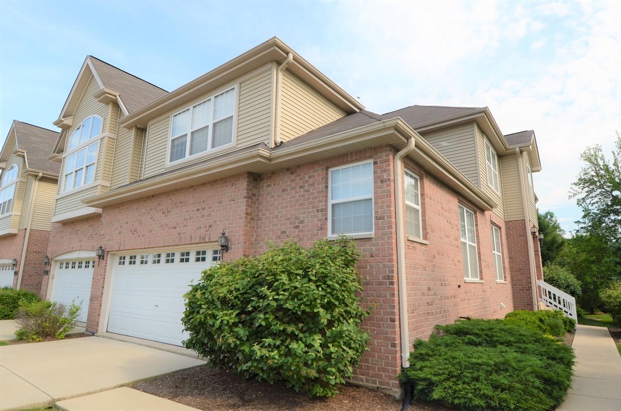 2449 Abbey Dr., Darien, IL 60561