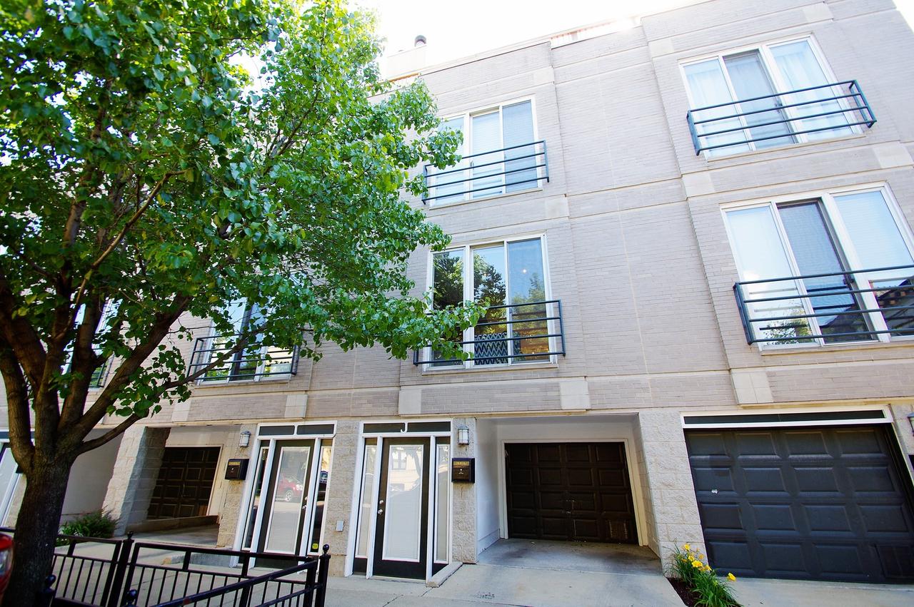 1157 W Newport Ave. #J, Chicago, IL 60657