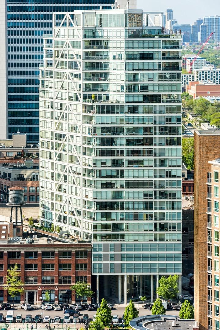 510 W Erie St. #1105, Chicago, IL 60654