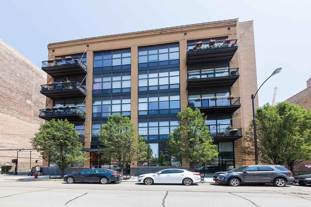 23 N Green St. #304, Chicago, IL 60607