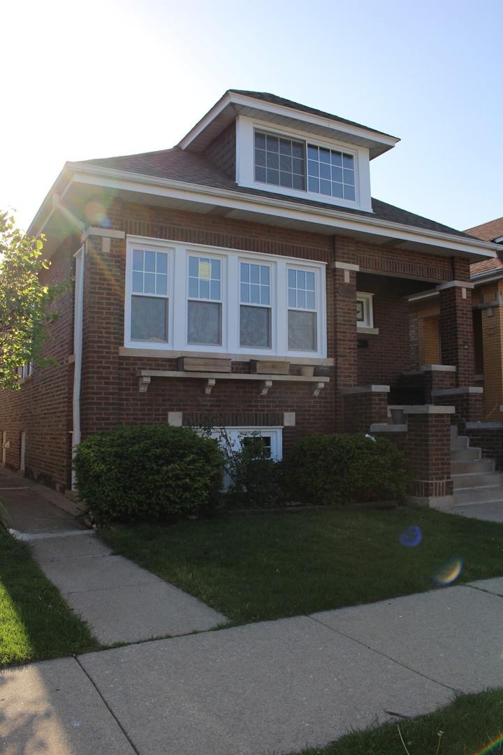 2216 Clinton Ave., Berwyn, IL 60402
