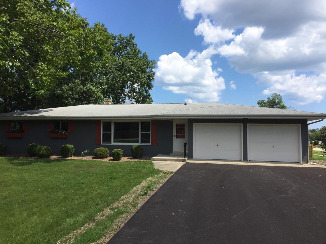 79 S Delany Rd., Gurnee, IL 60031