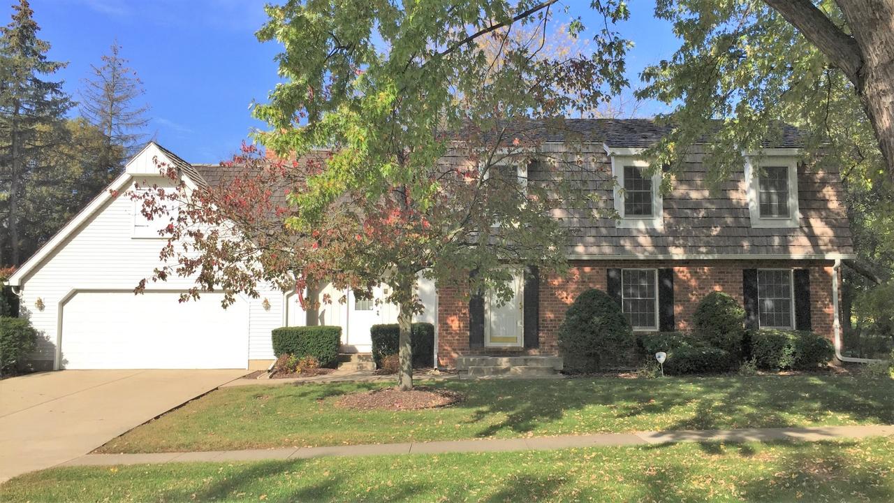 44 Winthrop New Rd., Sugar Grove, IL 60554