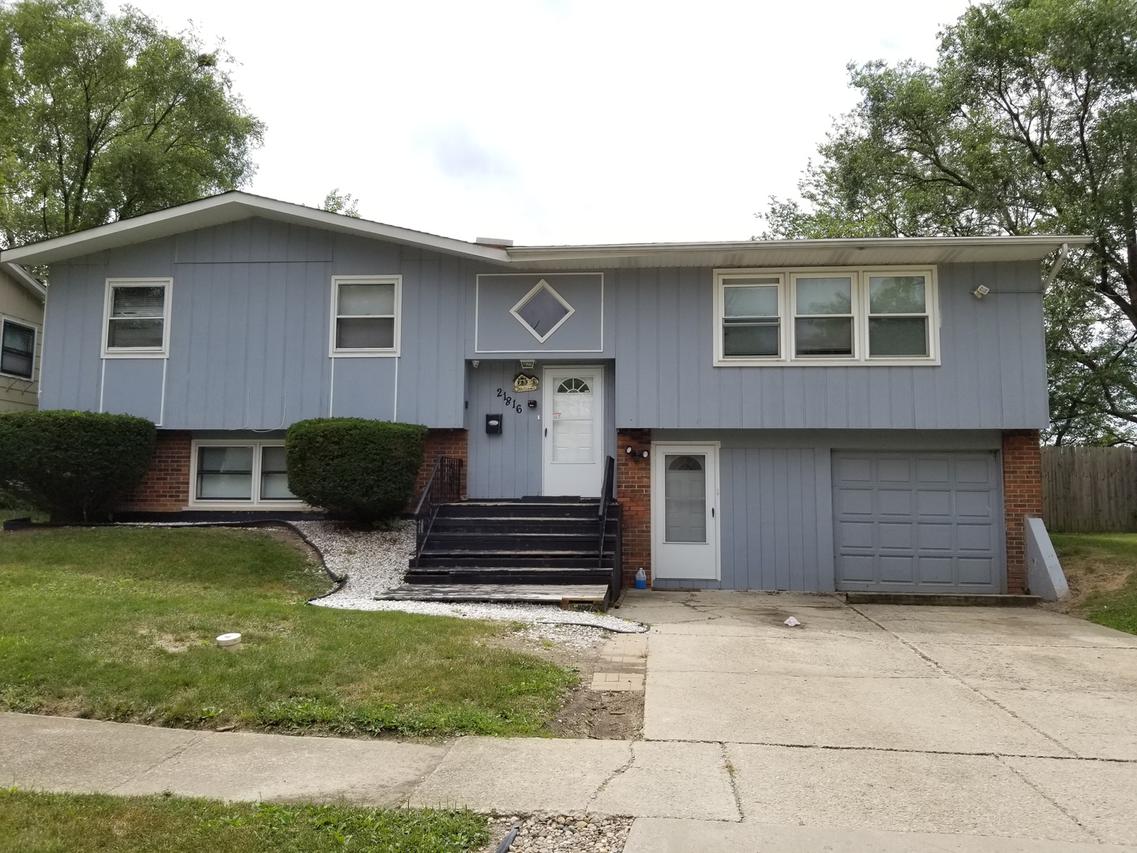 21816 Olivia Ave., Sauk Village, IL 60411