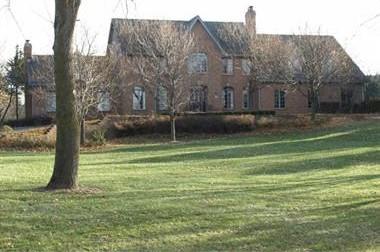 17 Lake Adalyn Dr., South Barrington, IL 60010