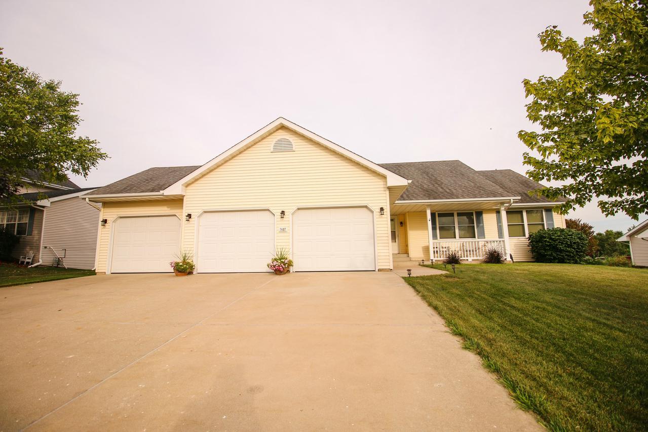 7617 Hawks Ridge Rd., Machesney Park, IL 61115