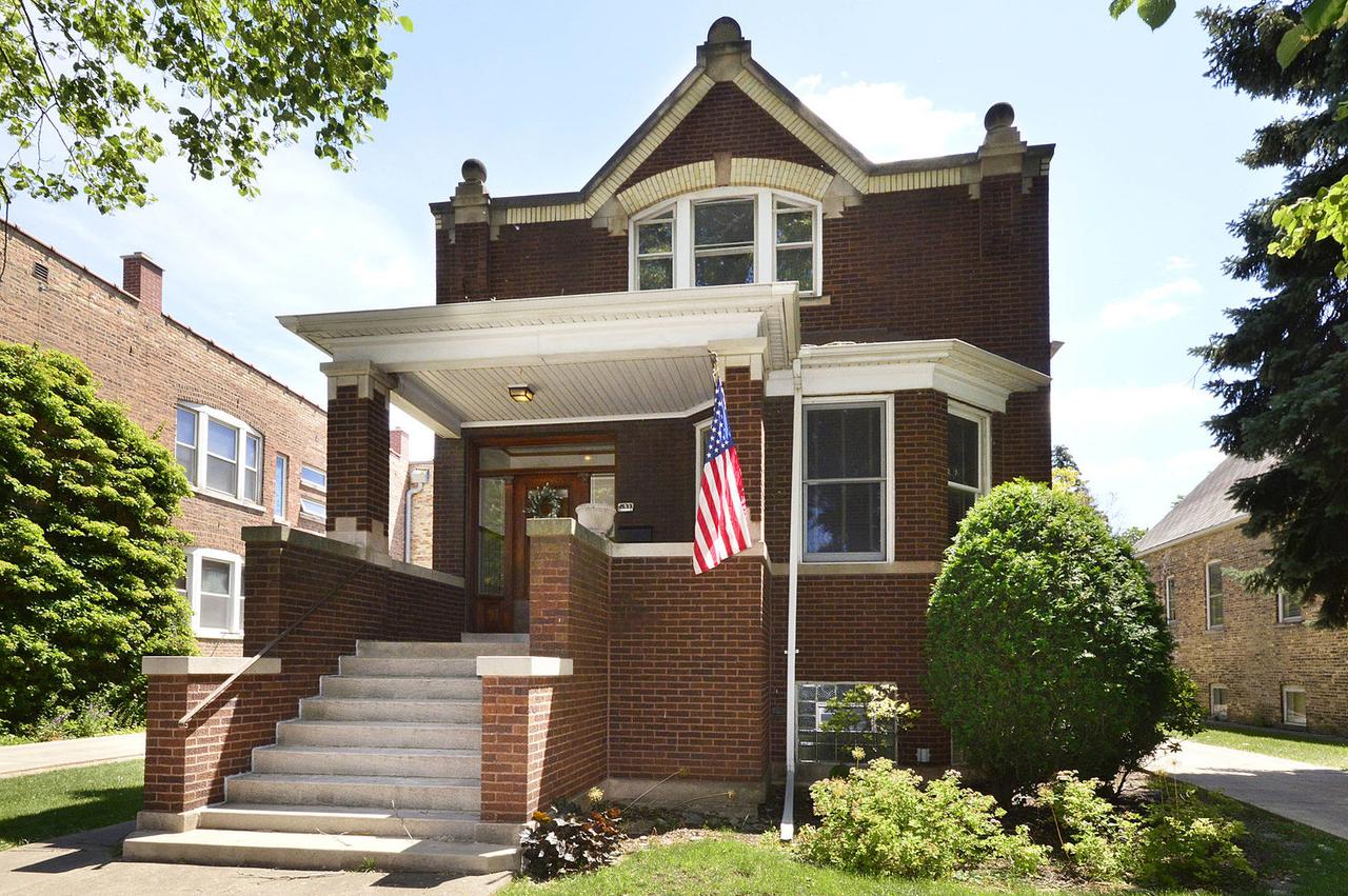 4533 N Kilbourn Ave., Chicago, IL 60630