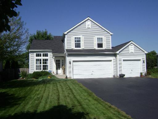 418 White Tail Dr., Hainesville, IL 60030