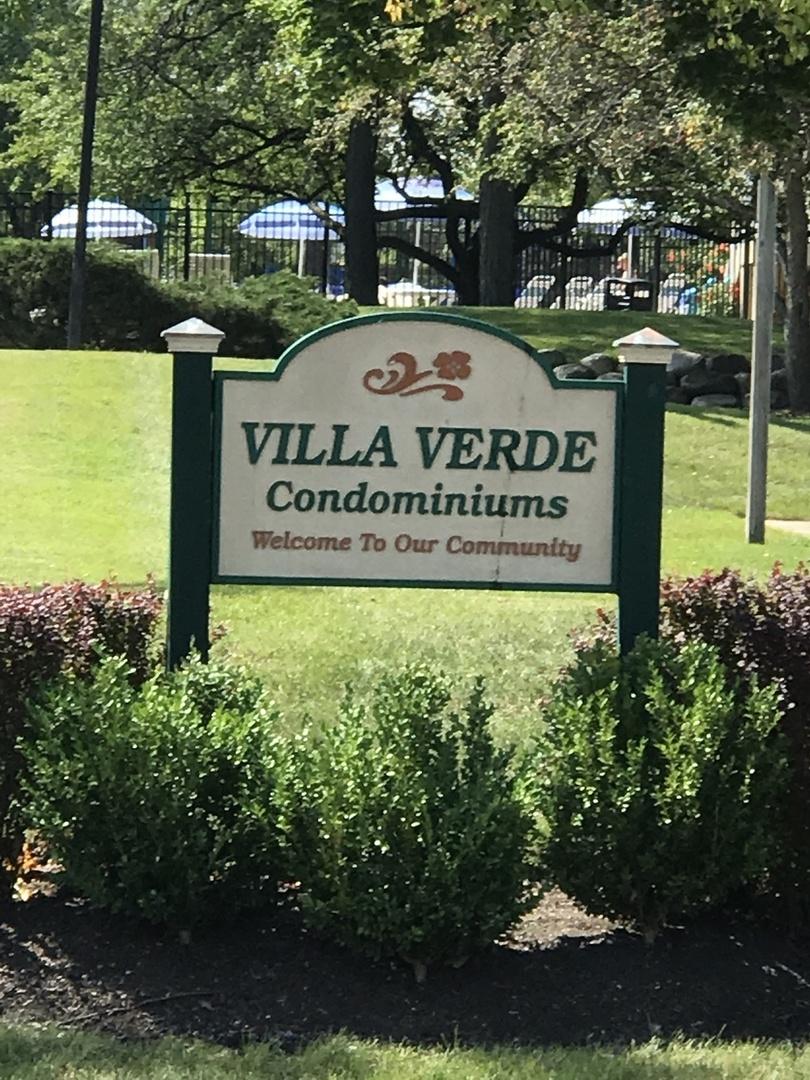 5 Villa Verde Dr. #313, Buffalo Grove, IL 60089