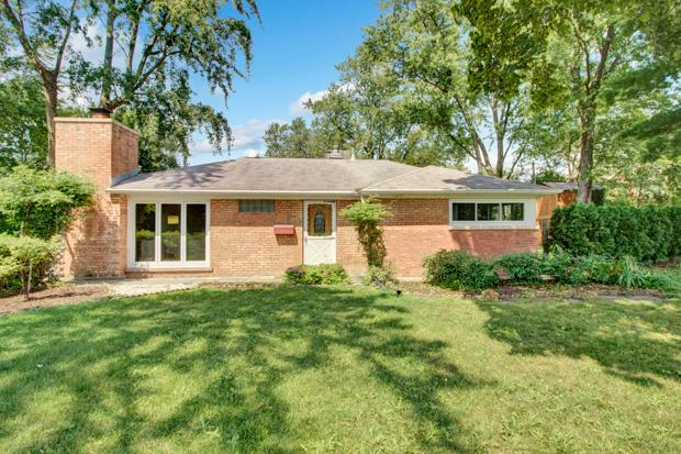 2188 Dehne Rd., Northbrook, IL 60062
