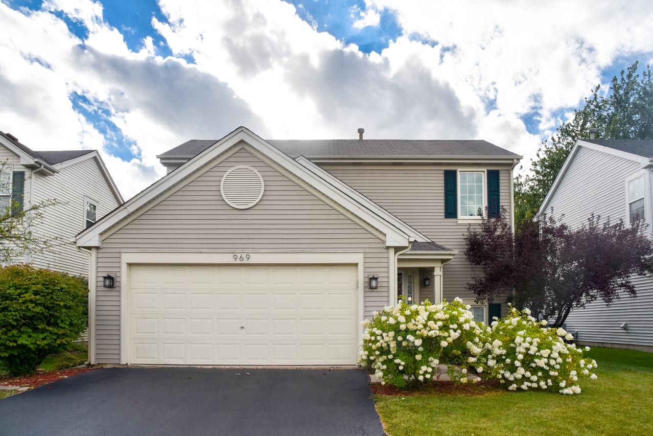 969 Rosefield Ln., Aurora, IL 60504