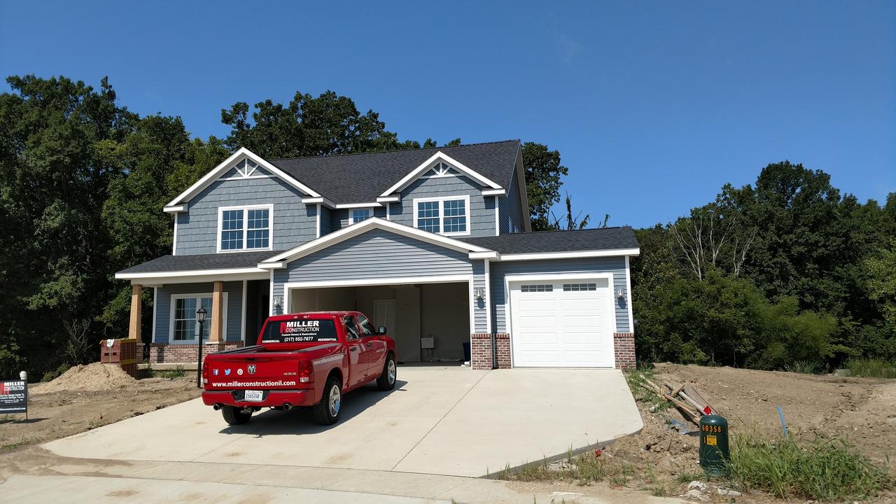 612 Weldon Springs Rd., Monticello, IL 61856