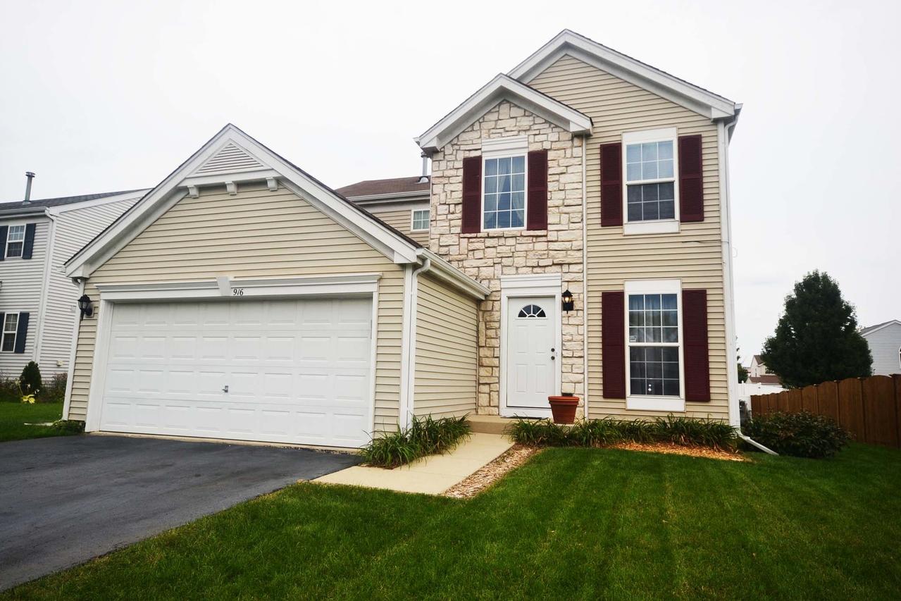 916 Greenleaf Dr., Joliet, IL 60436