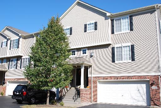 1810 Fredericksburg Ln., Aurora, IL 60503