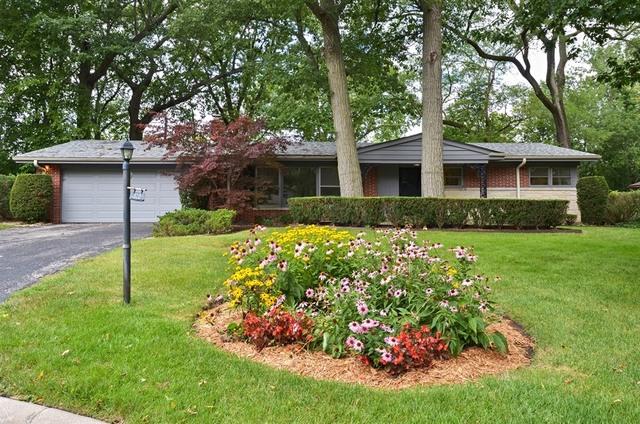 920 Bittersweet Dr., Northbrook, IL 60062