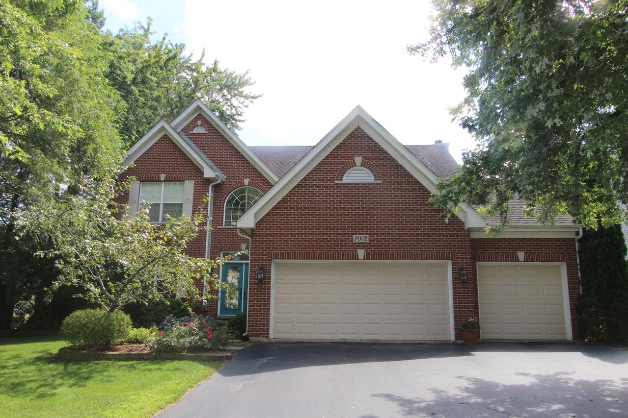 4 Talcott Ave., Crystal Lake, IL 60014