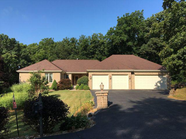 504 Oak Meadows Dr., Oregon, IL 61061