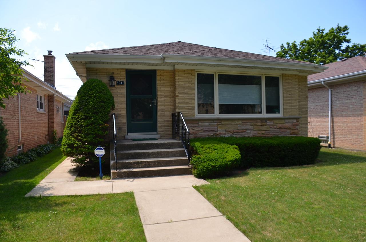 6040 N Keating Ave., Chicago, IL 60646