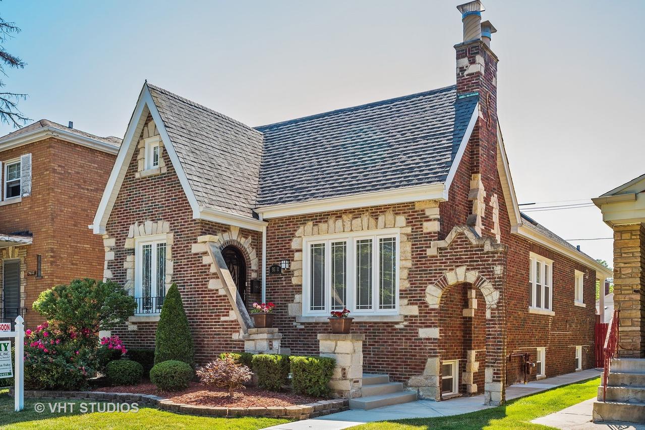 9608 S Oakley Ave., Chicago, IL 60643