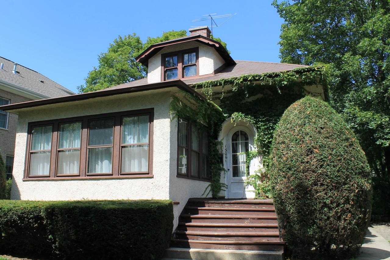 1506 Forest Ave., Wilmette, IL 60091