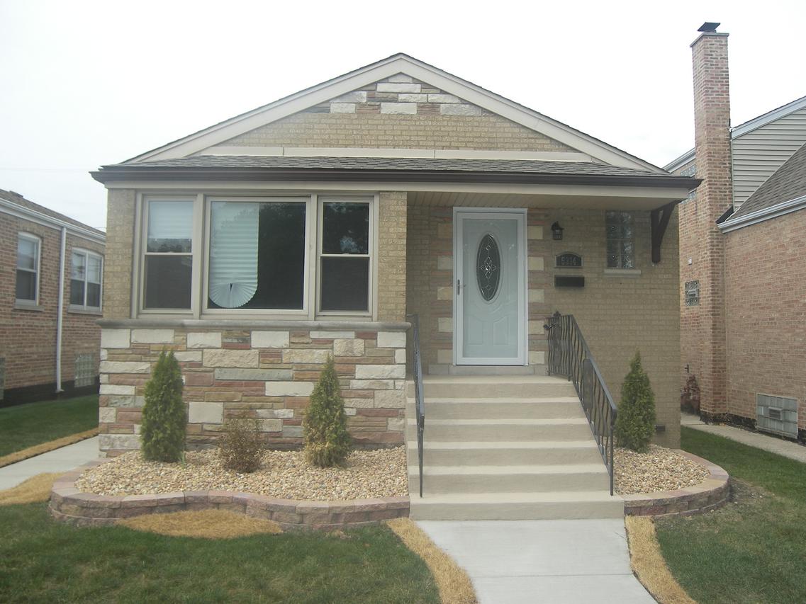 5314 S Narragansett Ave., Chicago, IL 60638