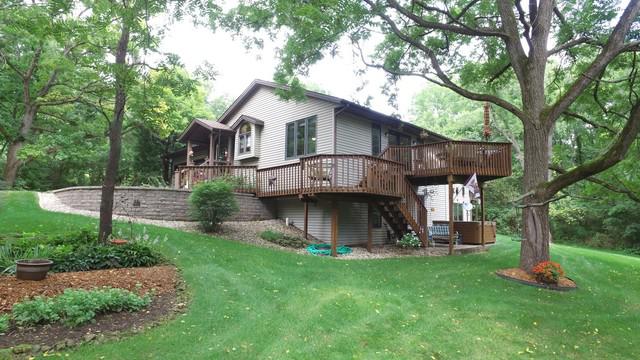 8025 Burr Oak Rd., Roscoe, IL 61073