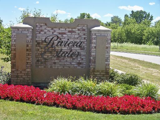1843 Lake Charles Dr., Vernon Hills, IL 60061