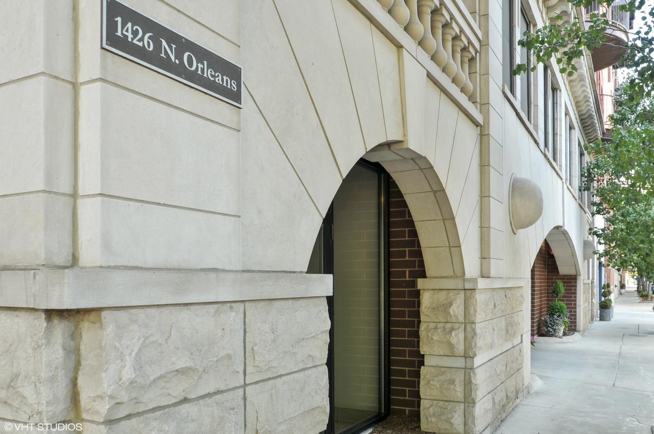 1426 N Orleans St. #203, Chicago, IL 60610