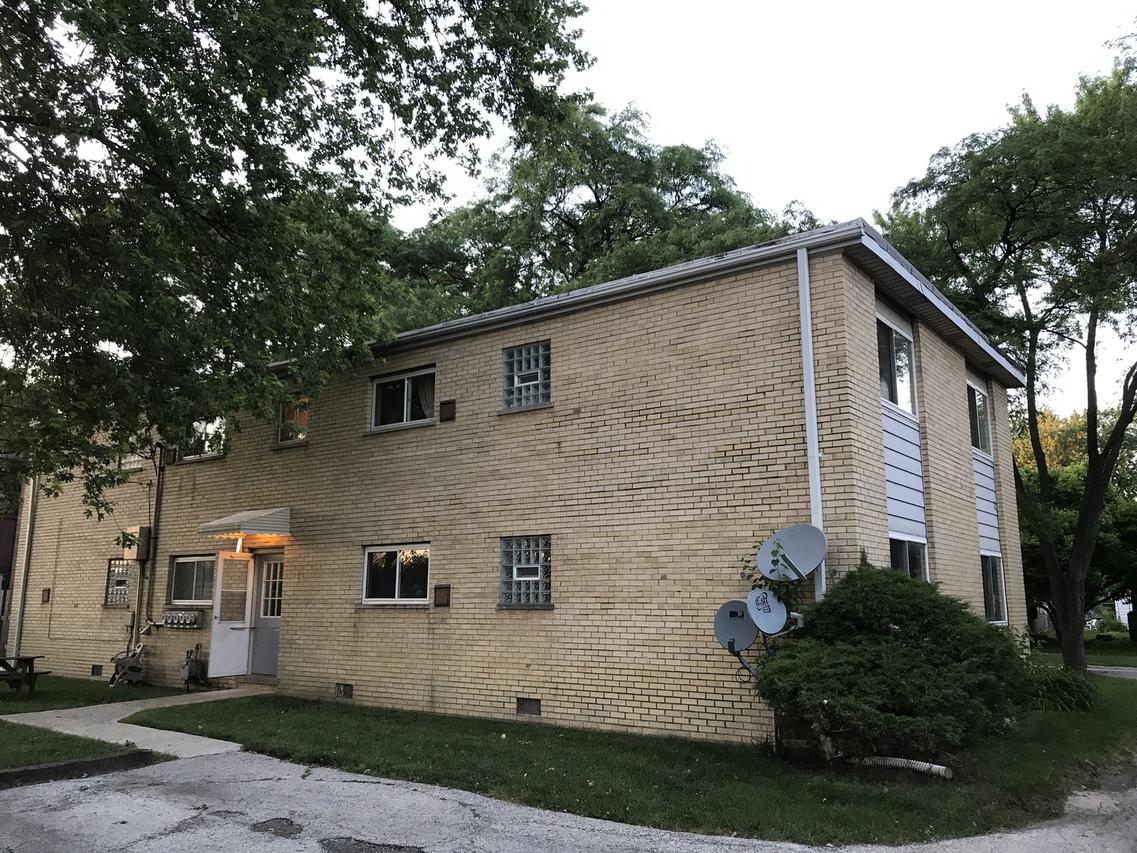 775 Waikiki Dr., Des Plaines, IL 60016