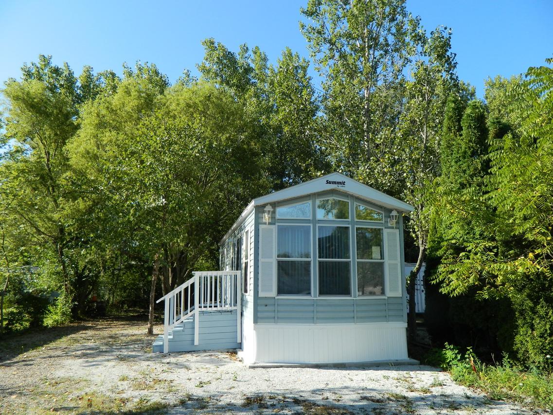 164 Flora Fern Rd., Wilmington, IL 60481